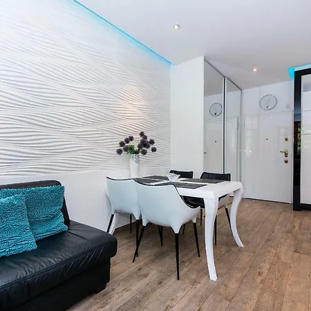 Przy Plaży - Neptun Park By Oneapartments Apartament *