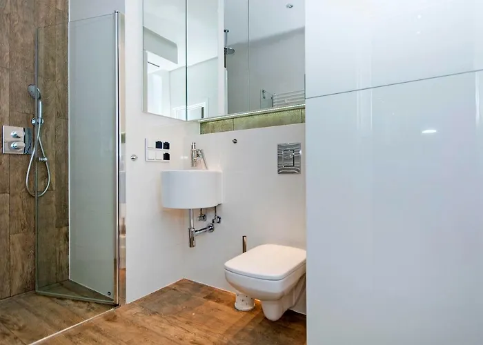 Przy Plazy - Neptun Park By Oneapartments 格但斯克